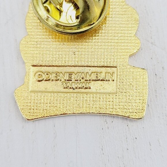 Vintage Disneyland Pin Amblin Who Framed Roger Rabbit Benny the Cab Taxi Gold - Picture 2 of 3